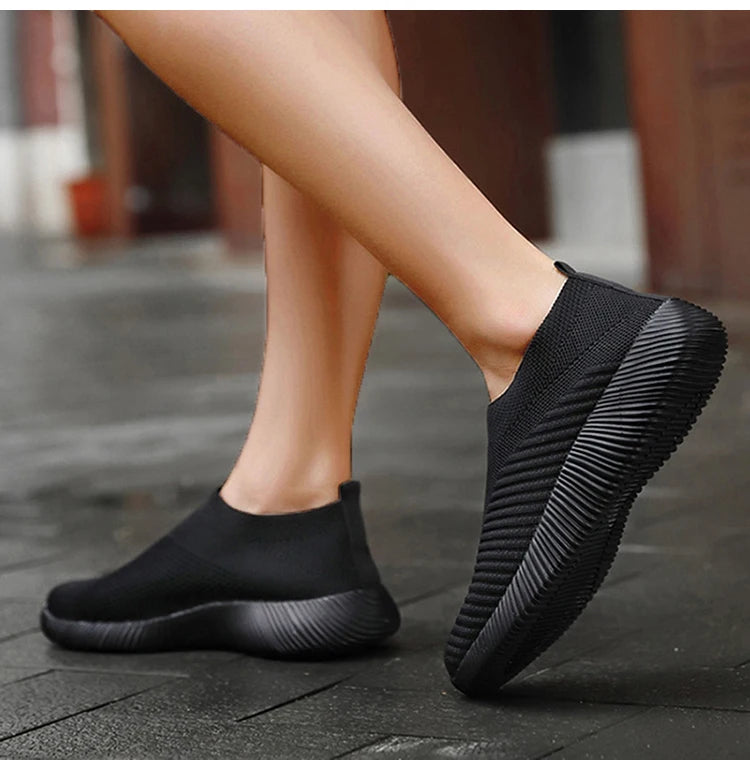 2024 New Fashion Sneakers For Women Casual Shoes Comfortable Soft Sneakers Women Slip On Sock Shoes For Women Ladies Flat Shoes