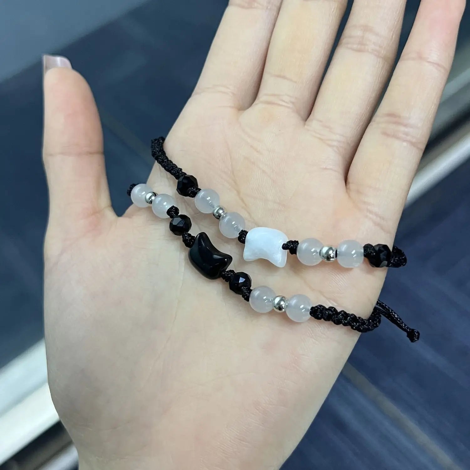 2pcs Natural Moonstone Obsidian Bracelets Couple Minimalist Bracelet Handmade Cute Black White Cat Bracelet Party Jewelry Gifts