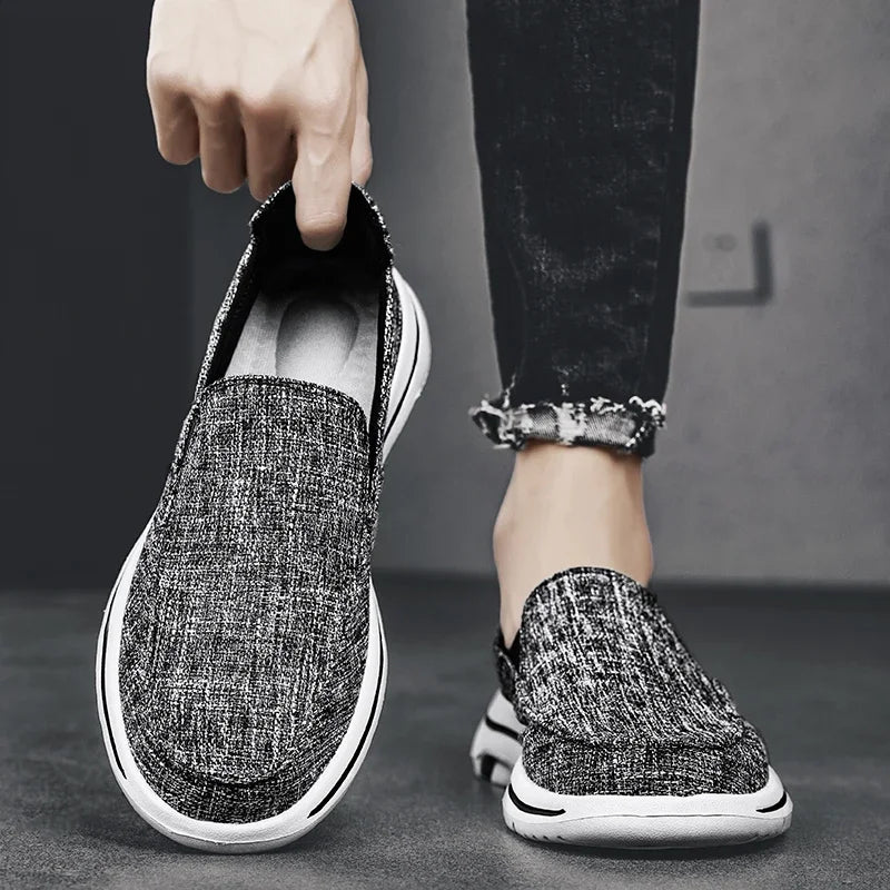 Men's Canvas Shoes Outdoor Casual Denim Vulcanize Shoes Fashion Luxury Style Designer Breathable Men Sneakers Loafers