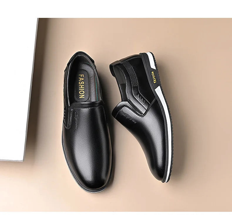 2024 Spring and Autumn Men's English Leather Shoes Men's White Leather Shoes Cover Feet Men's Shoes Autumn Men's Casual