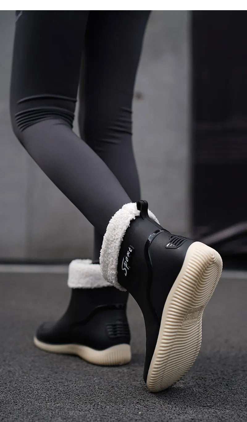 2024 New Women's Rain Shoes Winter Cotton and Velvet Medium Tube Rain Boots Work Non-slip Fashion Rubber Shoes Adult Water Shoes