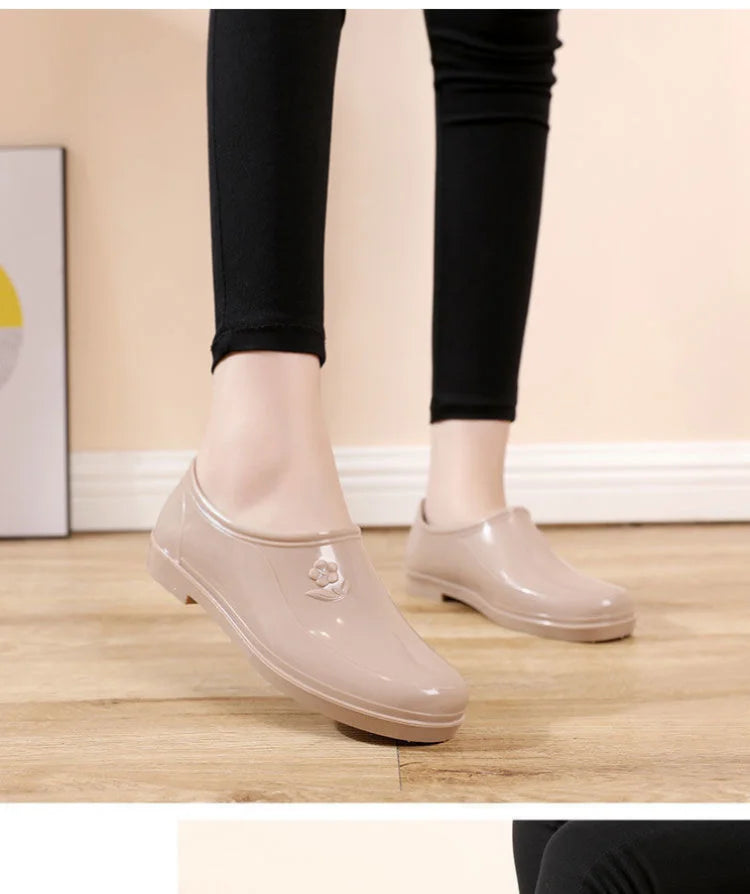 Spring Autumn Four Seasons Waterproof Anti-slip Low Heel Women Rain Boots Tube Light Pocket Kitchen Work Outdoor Rubber Boots