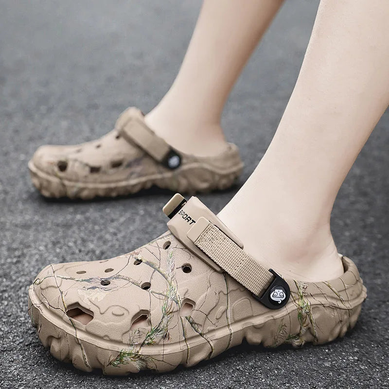 2024 Summer Men's Sandals New Home Garden Shoes Comfortable and Lightweight Men Slippers Non-Slip Soft Bottom Flip Flop Sandals