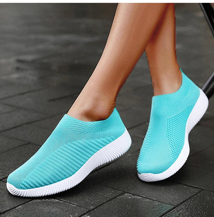 2024 New Fashion Sneakers For Women Casual Shoes Comfortable Soft Sneakers Women Slip On Sock Shoes For Women Ladies Flat Shoes