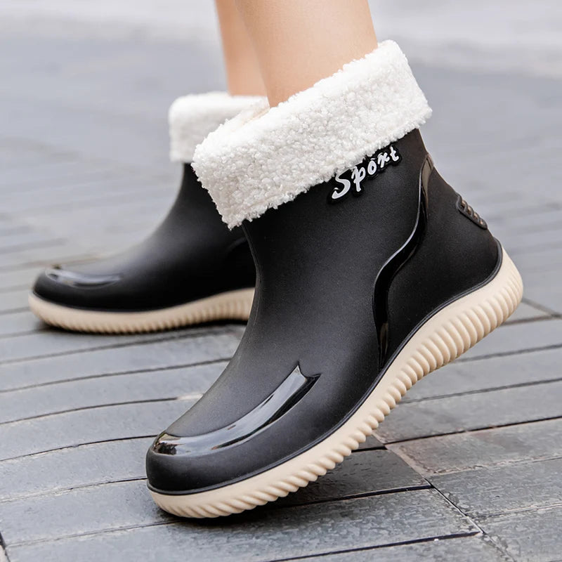 2024 New Women's Rain Shoes Winter Cotton and Velvet Medium Tube Rain Boots Work Non-slip Fashion Rubber Shoes Adult Water Shoes