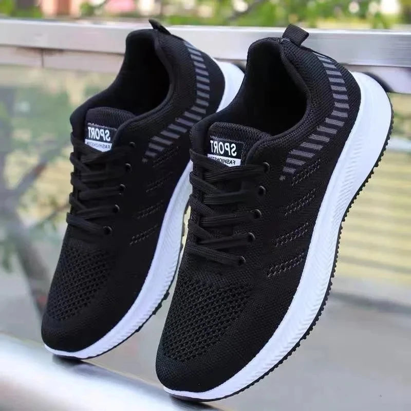 2025 Men's shoes, casual shoes, fashionable sports shoes, breathable running shoes, outdoor walking training tennis shoes ﻿