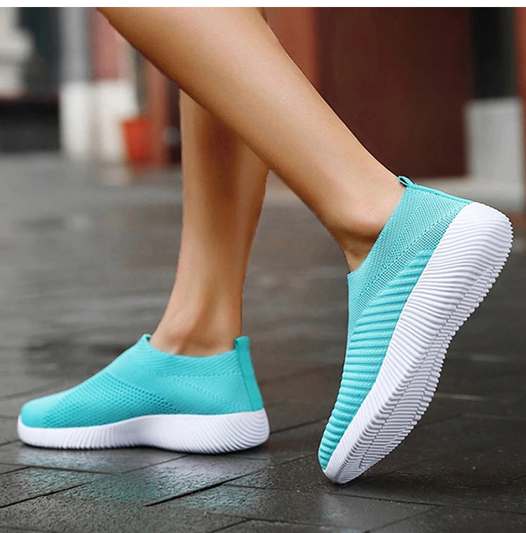 2024 New Fashion Sneakers For Women Casual Shoes Comfortable Soft Sneakers Women Slip On Sock Shoes For Women Ladies Flat Shoes