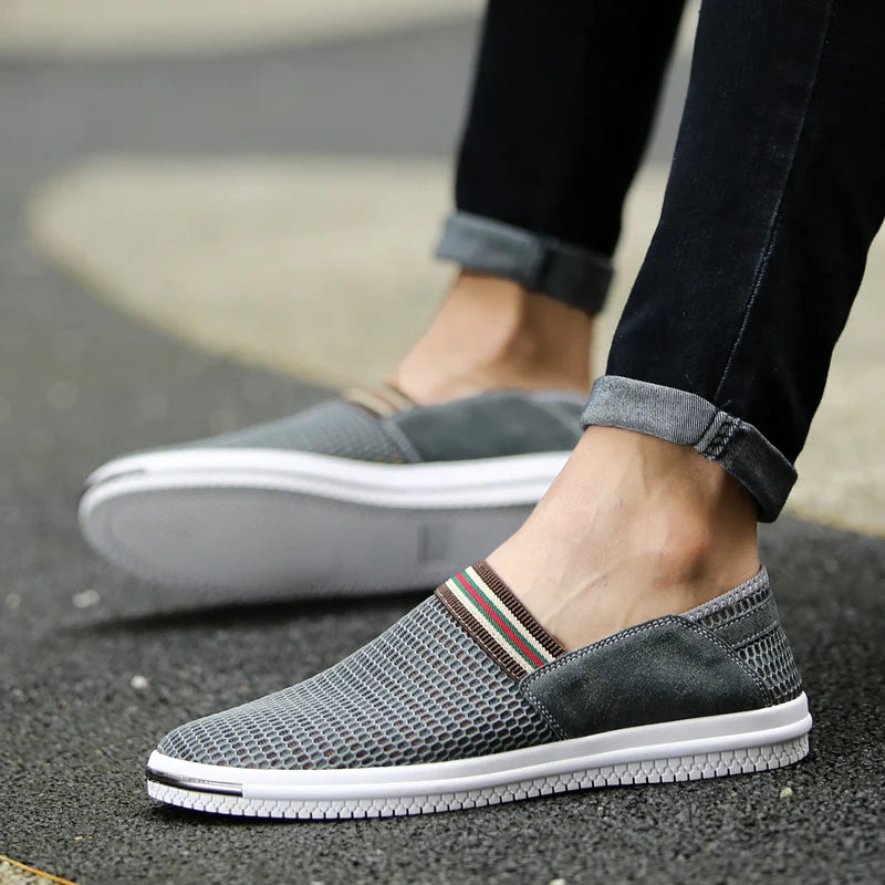 2023 Summer New  Men's   Fashion Trend Breathable Comfortable Lightweight Casual Flat Shoes