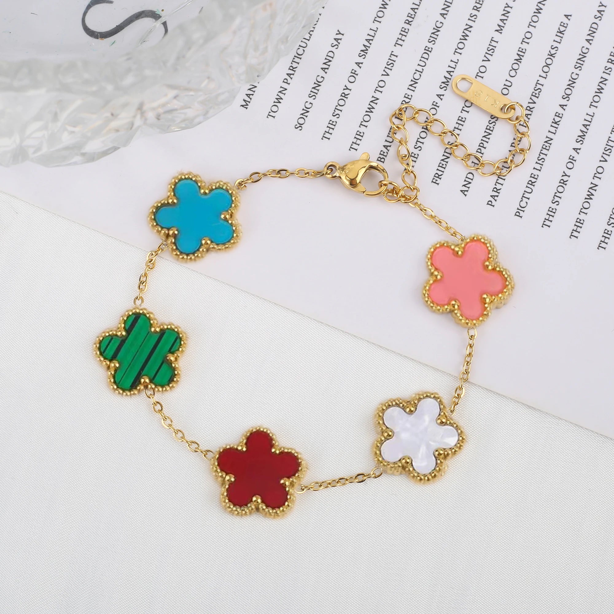 Classic Stainless Steel Hot Selling Golden Clover Adjustable Bracelet Luxury Five Leaf Flower Bracelet Jewelry For Women Gift