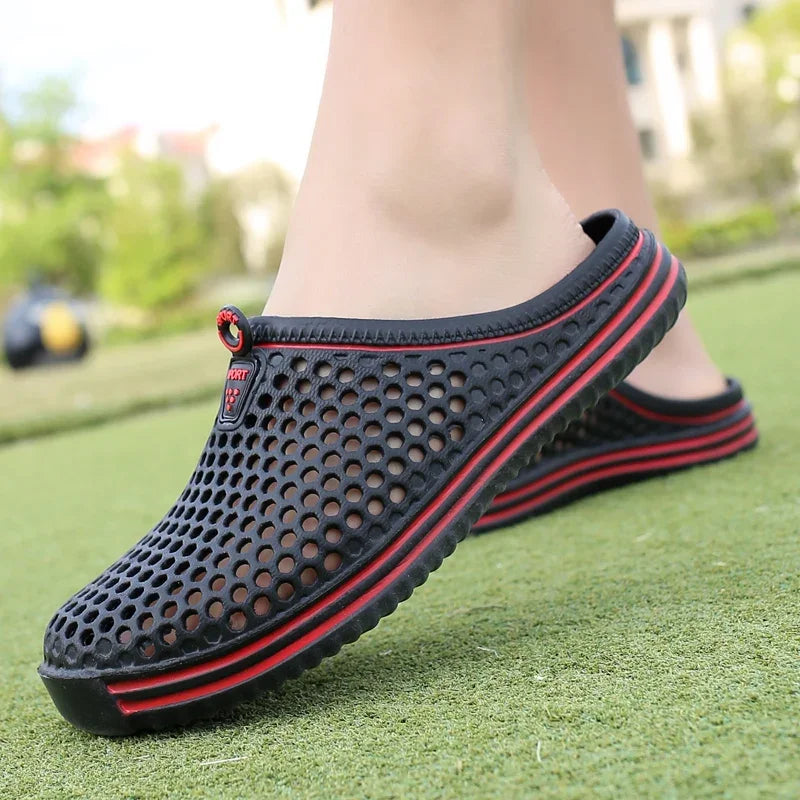 Comfortable Men Pool Sandals Summer Outdoor Beach Shoes Men Slip on Garden Clogs Casual Water Shower Slippers Unisex Zapatos