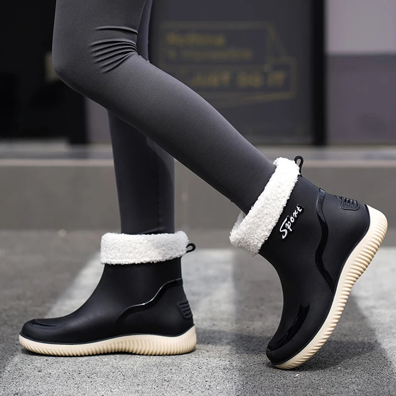 2024 New Women's Rain Shoes Winter Cotton and Velvet Medium Tube Rain Boots Work Non-slip Fashion Rubber Shoes Adult Water Shoes